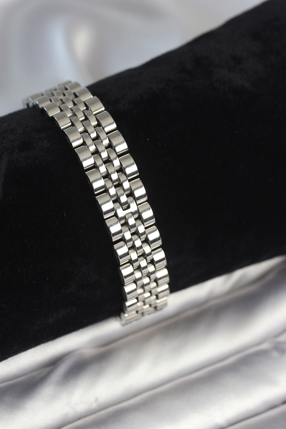 316L Çelik 12 mm Kalınlıkta Gümüş Renkli Erkek Bileklik - Lisinya