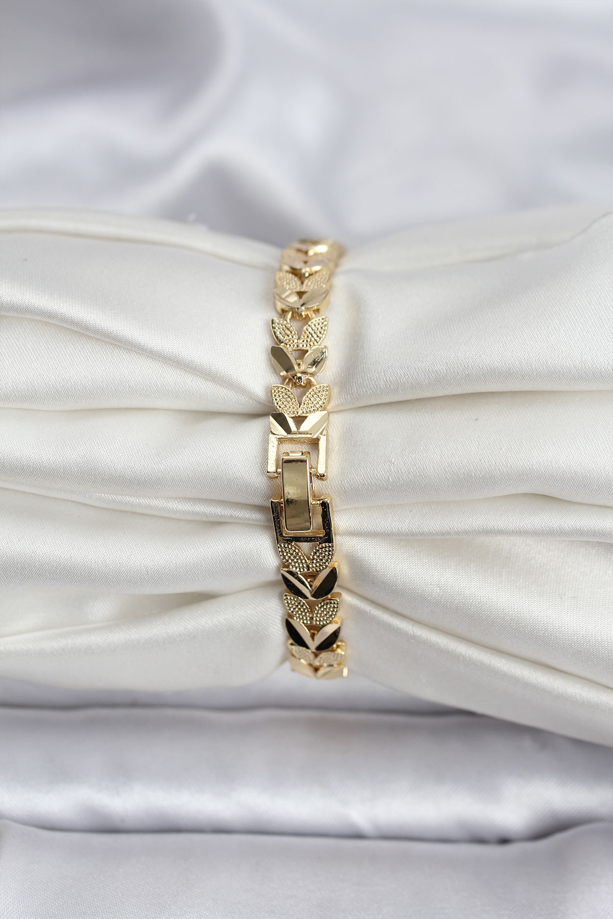 14K Gold Renk Kaplama Başak Model CM Kadın Bileklik - Lisinya