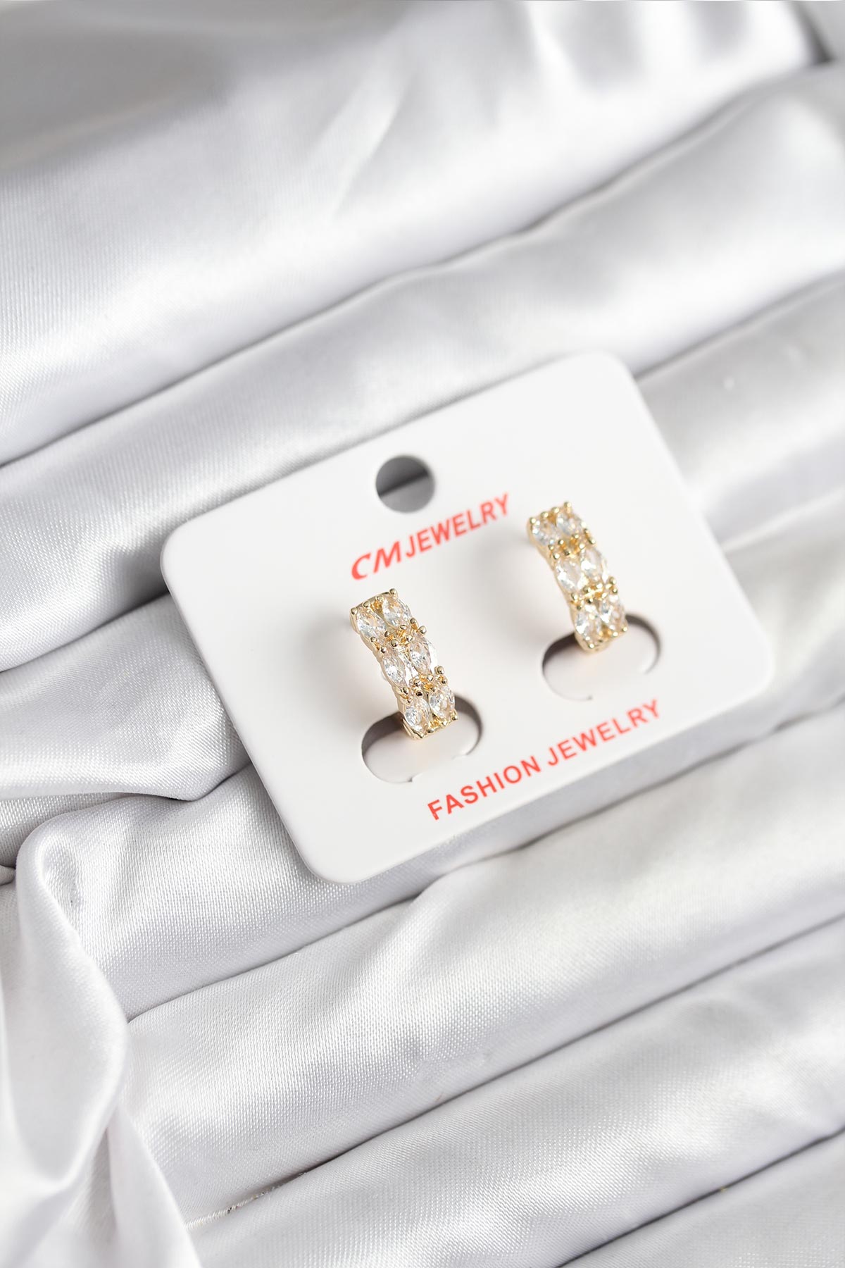 14K Gold Renk Kaplama Zirkon Taşlı CM Kadın Küpe - Lisinya 14K Gold Renk Kaplama Zirkon Taşlı CM Kadın Küpe - Lisinya