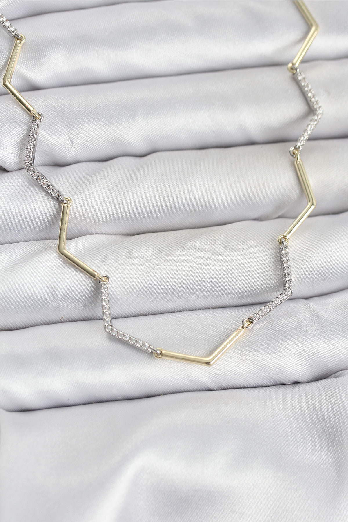 VIP Seri Zikzak Model Kadın Kolye - Lisinya VIP Seri Zikzak Model Kadın Kolye - Lisinya