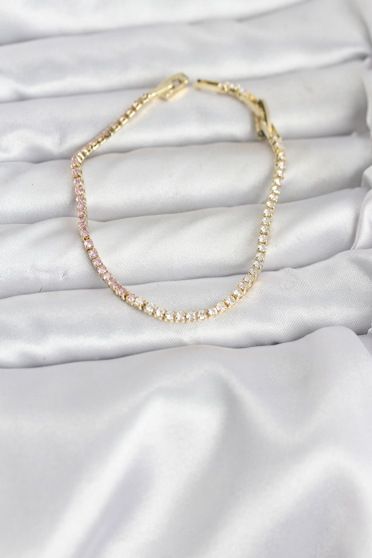 Pembe ve Beyaz Zirkon Taşlı Gold Renk Su Yolu Kadın Bileklik - Lisinya