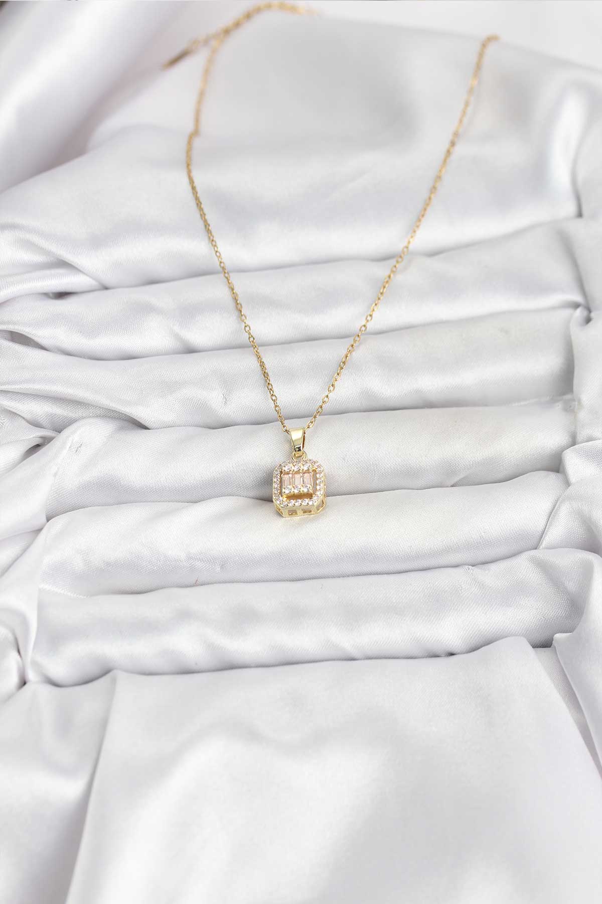 316L Çelik Zincir Gold Renk Baget Model Kadın Kolye - Lisinya