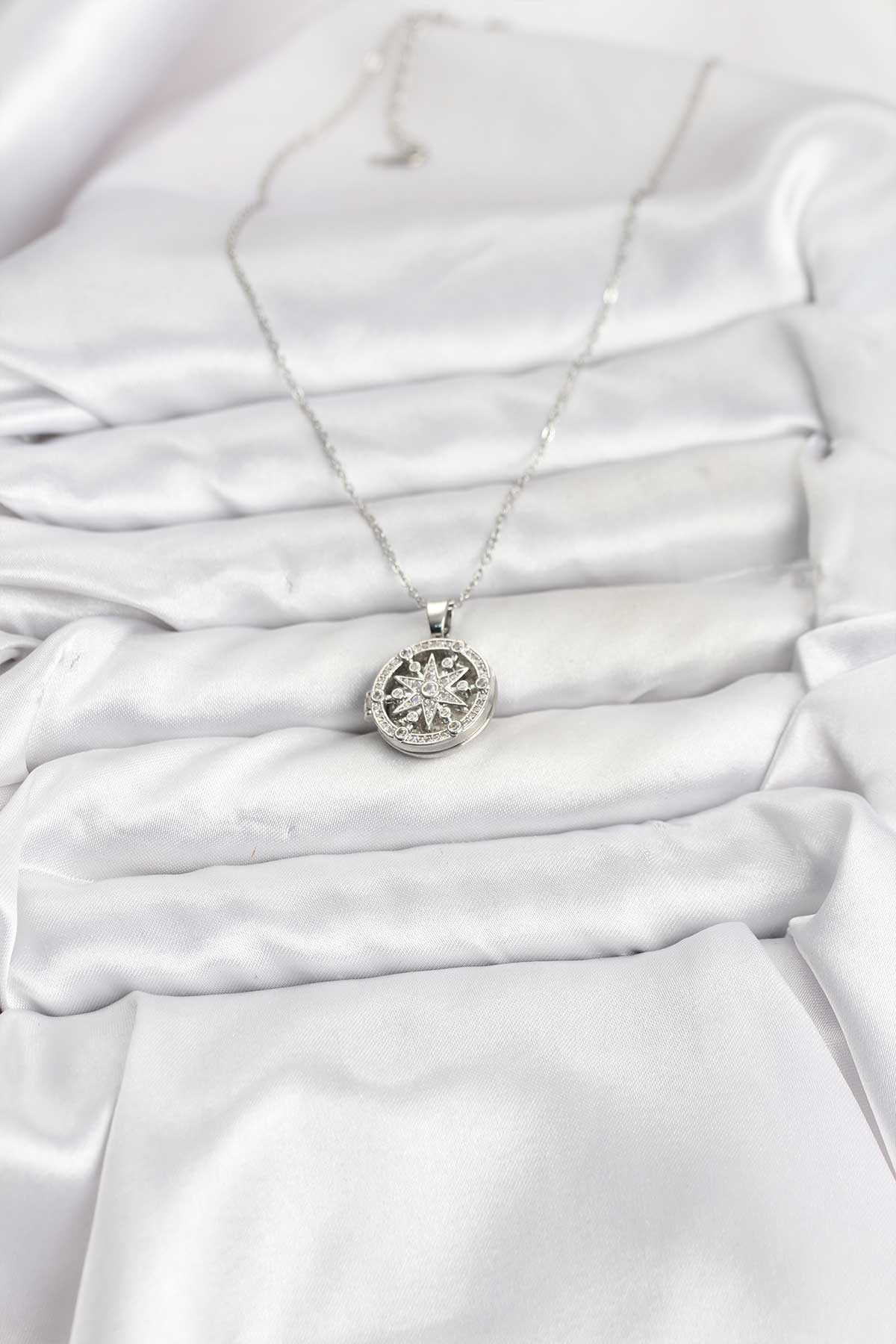 316L Çelik Zincir Gümüş Renk Kutup Yıldızı Kapaklı Model Kadın Kolye - Lisinya