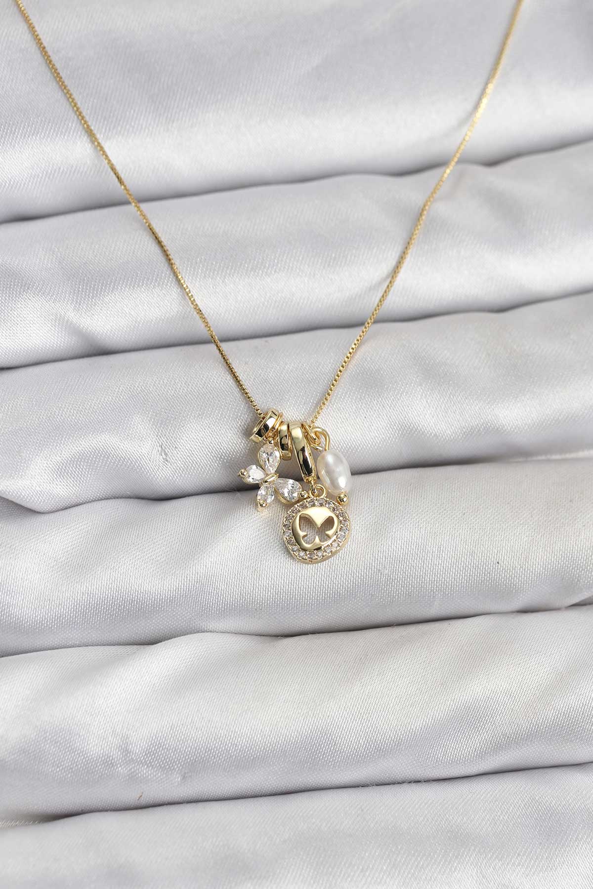 Gold Renk Pirinç Minimal Kelebek Charmlı Kadın Kolye - Lisinya