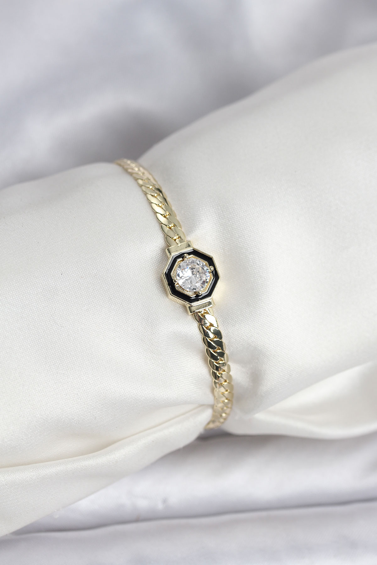 Pirinç Gold Renk Zirkon Taşlı Kadın Bileklik - Lisinya