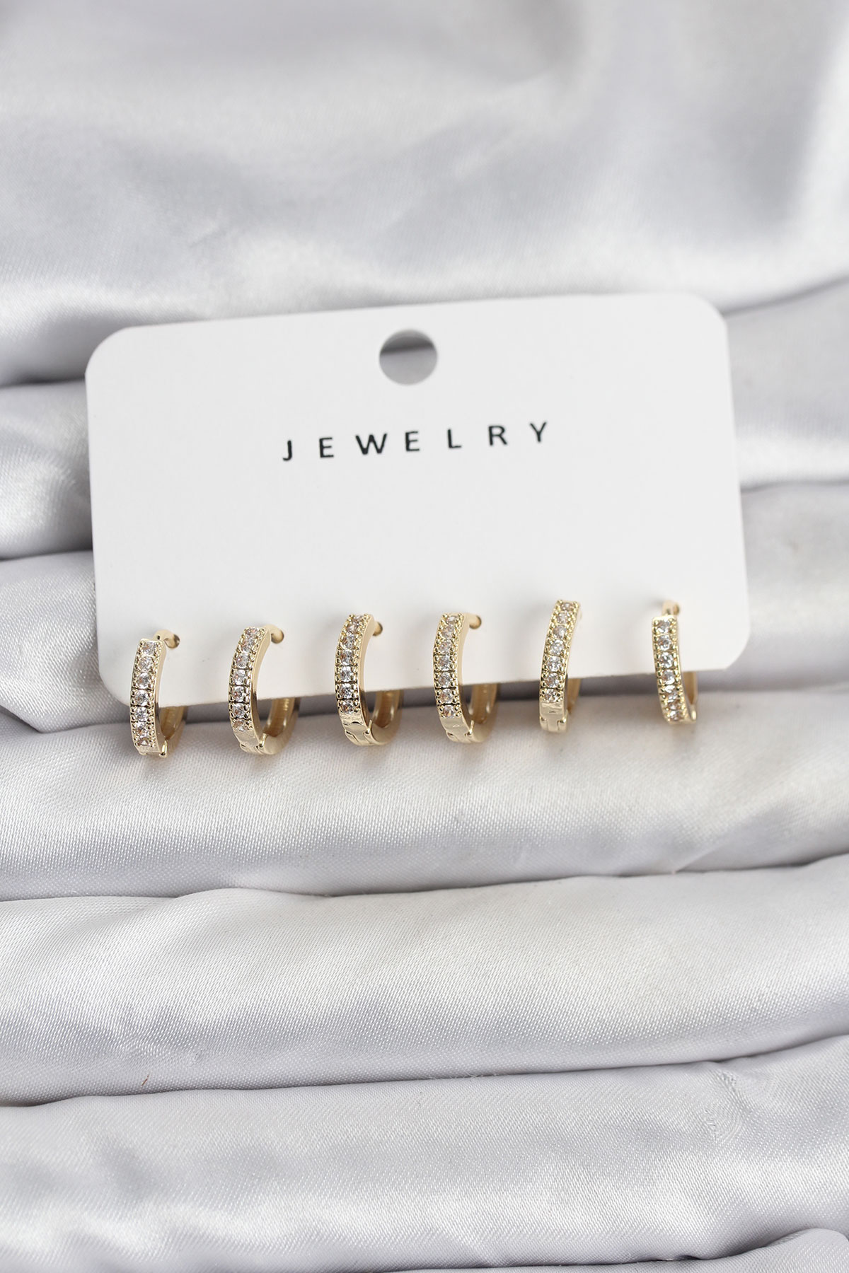 Gold Renk Pirinç Zirkon Taşlı Halka Kadın Küpe Seti - Lisinya Gold Renk Pirinç Zirkon Taşlı Halka Kadın Küpe Seti - Lisinya