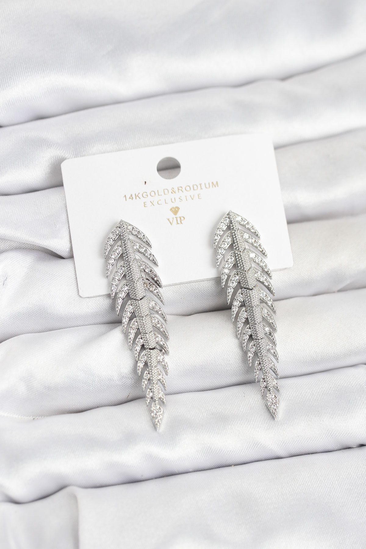 Pirinç Gümüş Renk Balık Sırtı Model Zirkon Taşlı Kadın Küpe - Lisinya