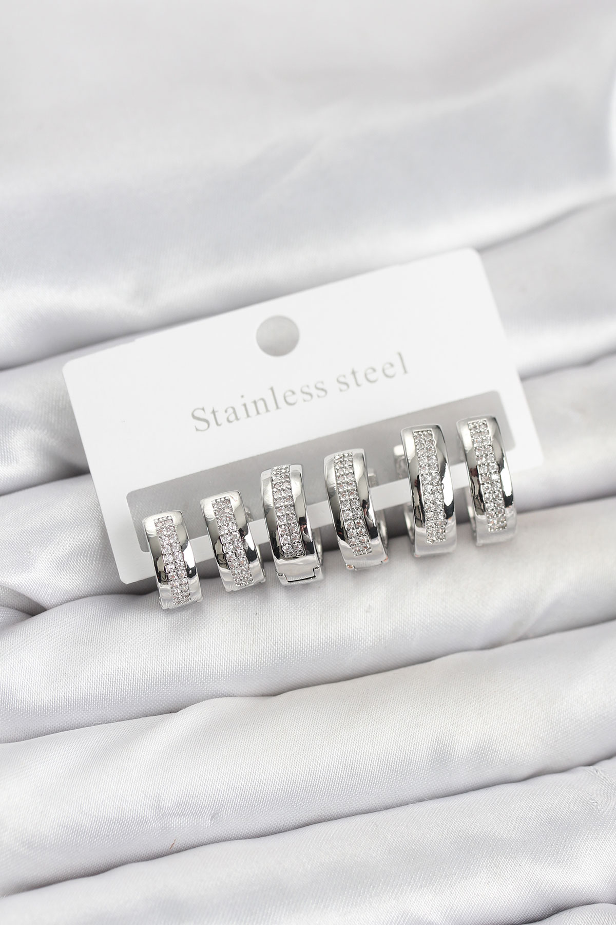 316L Çelik Gümüş Renk Zirkon Taşlı Halka Küpe Seti - Lisinya