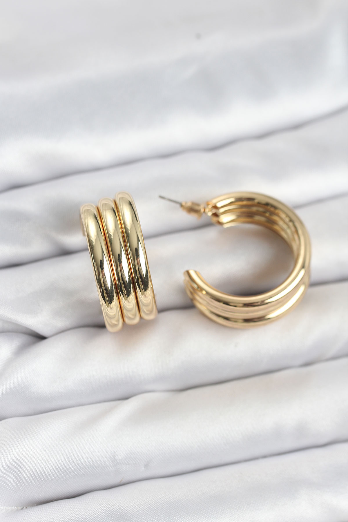 3'lü Görünüm 316L Çelik Gold Renk Kadın Küpe - Lisinya