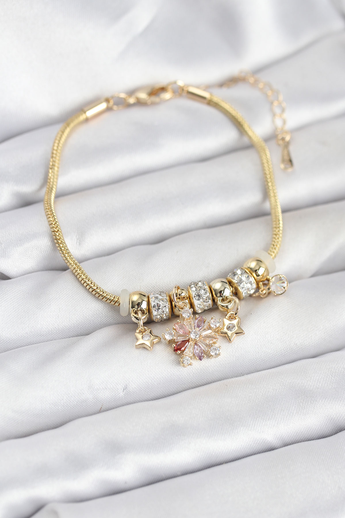 Pirinç Gold Renk Renkli Yıldız Charmlı Kadın Bileklik - Lisinya