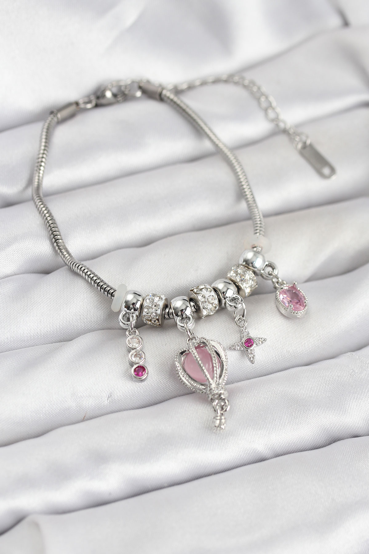 Pirinç Gümüş Renk Uçan Balon Charmlı Kadın Bileklik - Lisinya