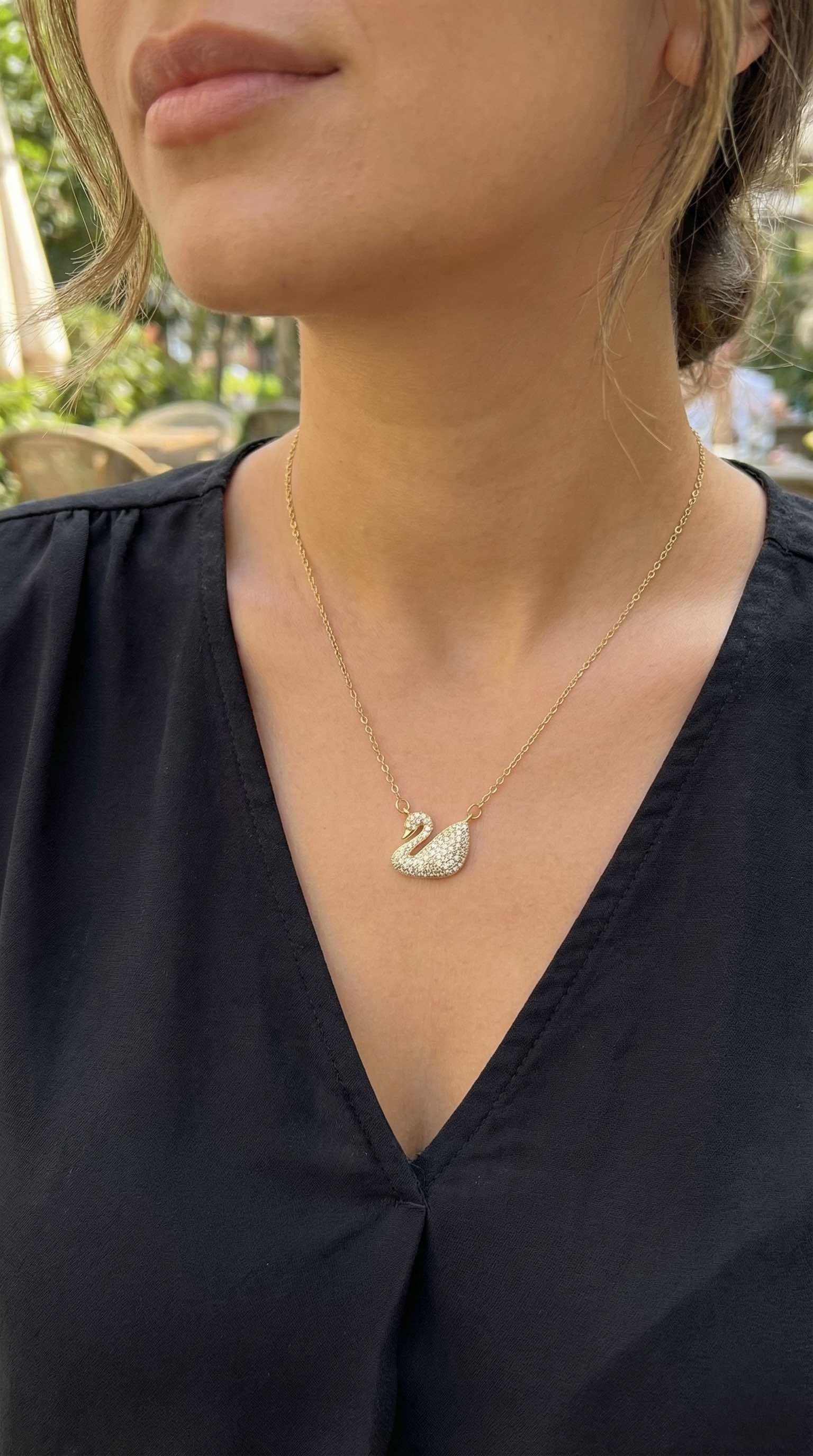 316L Çelik Zincir Altın Renk Zirkon Taşlı Kuğu Kolye - Lisinya