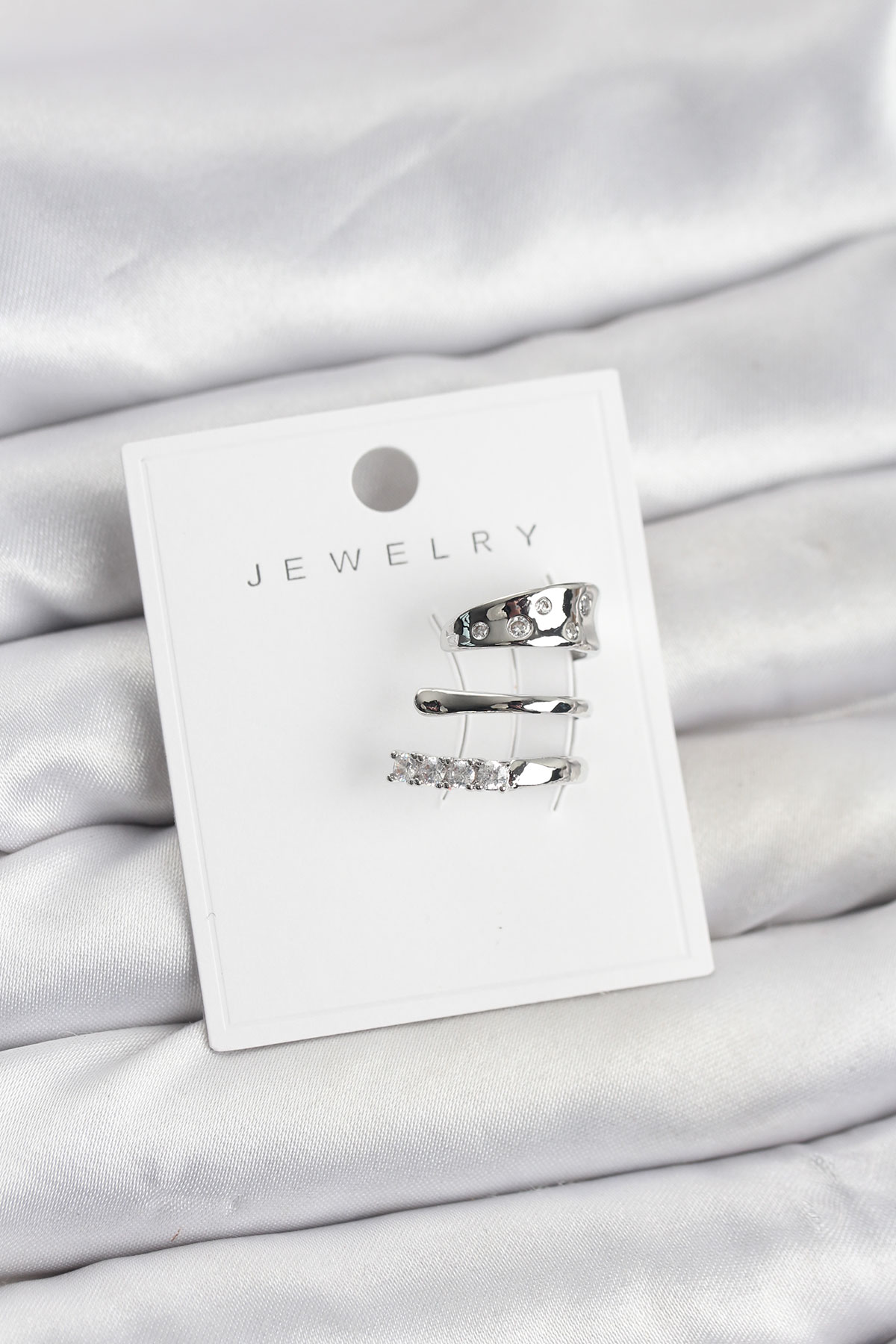 Gümüş Renk Zirkon Taşlı Pirinç Kıkırdak Küpe - Lisinya