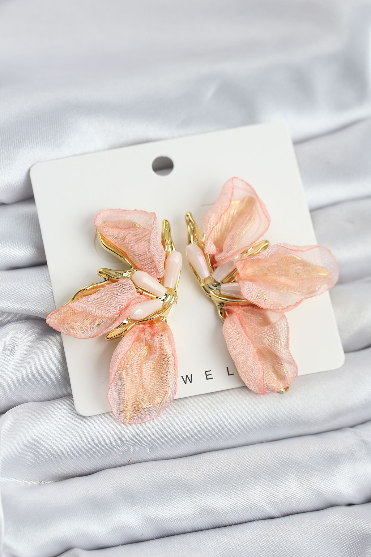 Lotus Model Yavruağızı Renk Tüllü Kadın Küpe - Lisinya