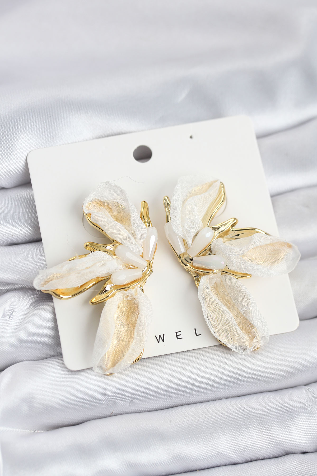 Lotus Model Beyaz Renk Tüllü Kadın Küpe - Lisinya