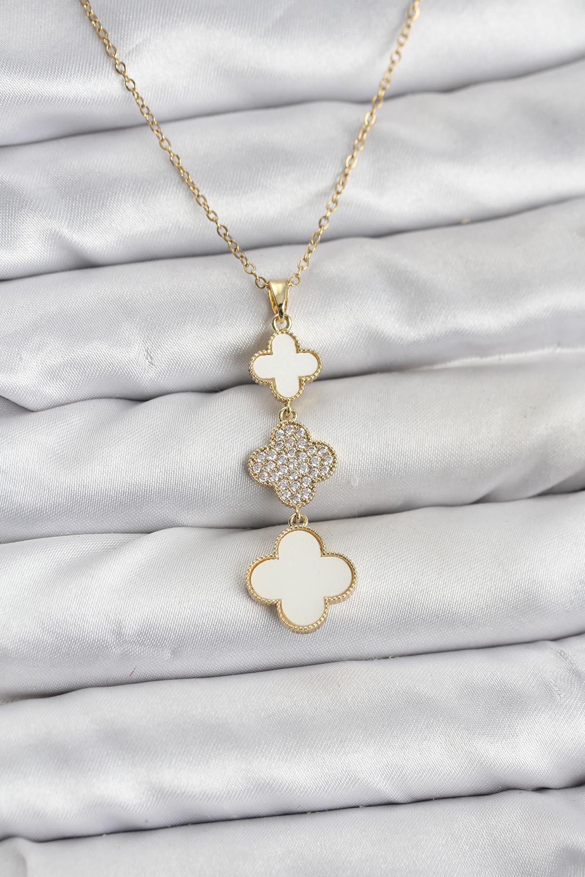 316L Çelik Zincir Gold Renk Yonca Detaylı Zirkon Taşlı Kadın Kolye - Lisinya