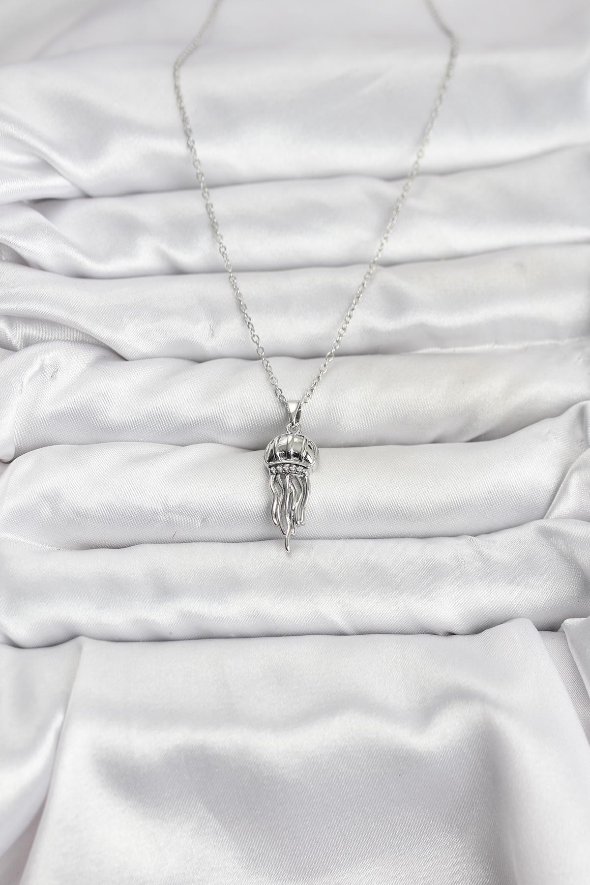 316L Çelik Zincir Gümüş Renk Deniz Anası Model Zirkon Taşlı Kadın Kolye - Lisinya