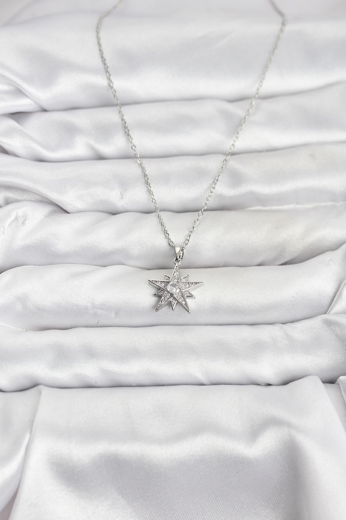 316L Çelik Zincir Gümüş Renk Yıldız Model Zirkon Taşlı Kadın Kolye - Lisinya
