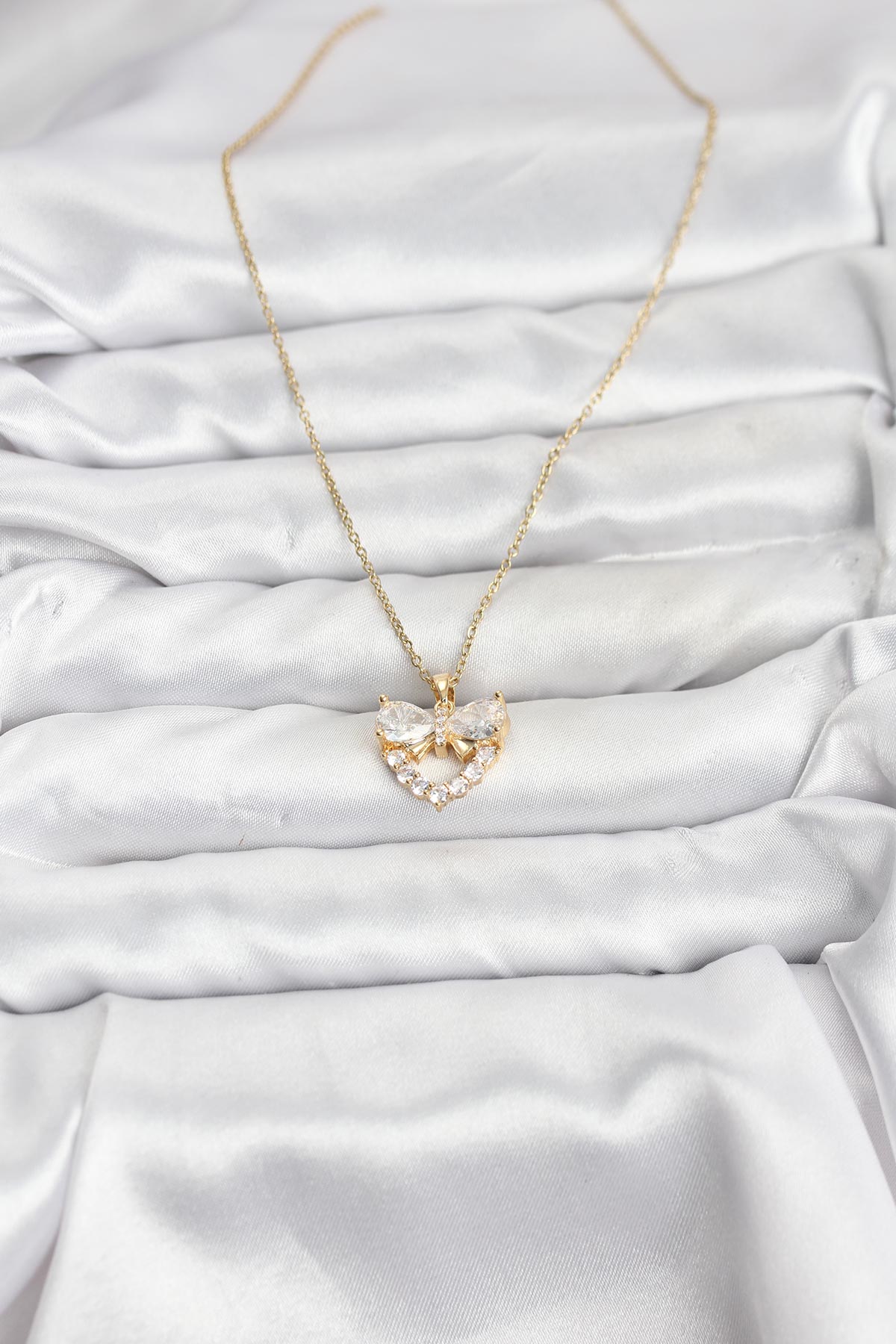 316L Çelik Zincir Gold Renk Kalp ve Fiyonk Model Zirkon Taşlı Kadın Kolye - Lisinya