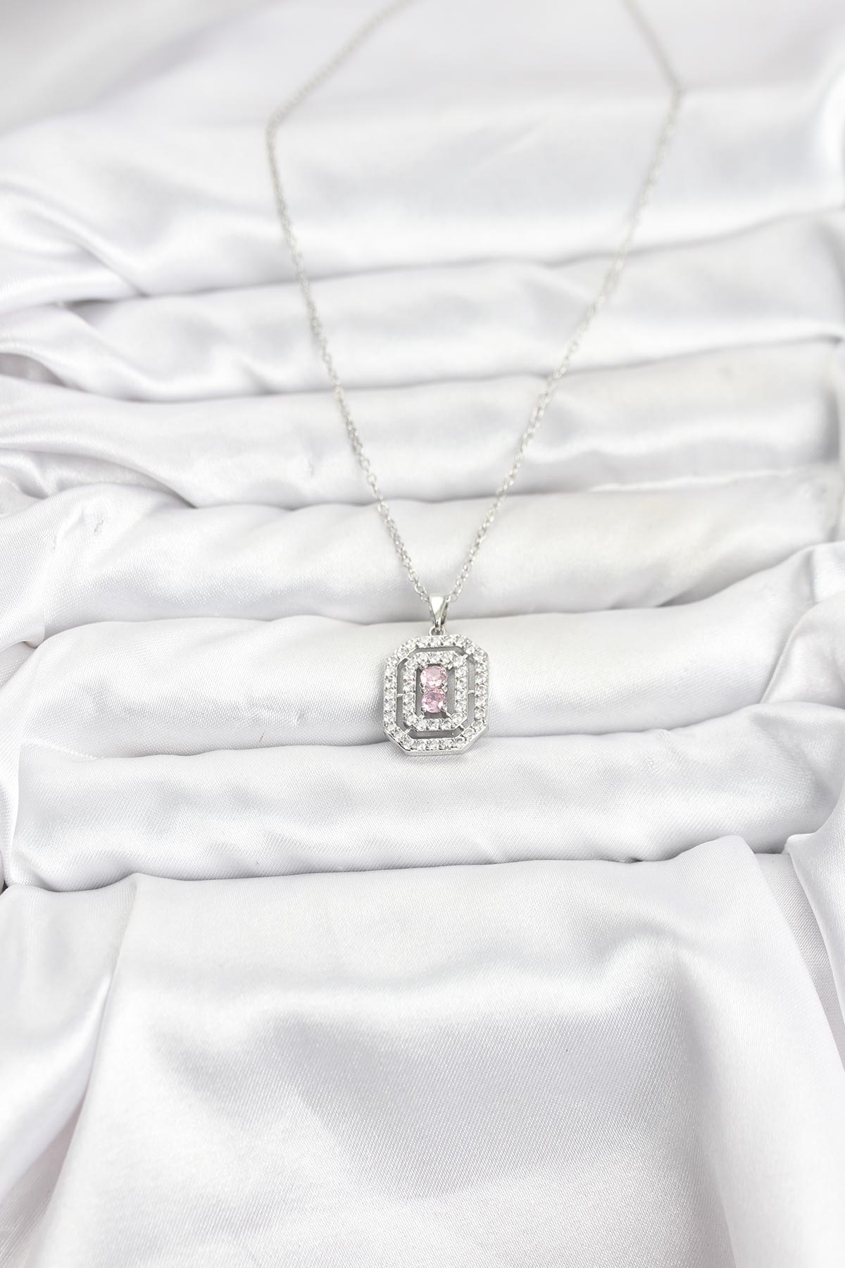 316L Çelik Zincir Gümüş Renk Plaka Model Zirkon Taşlı Kadın Kolye - Lisinya