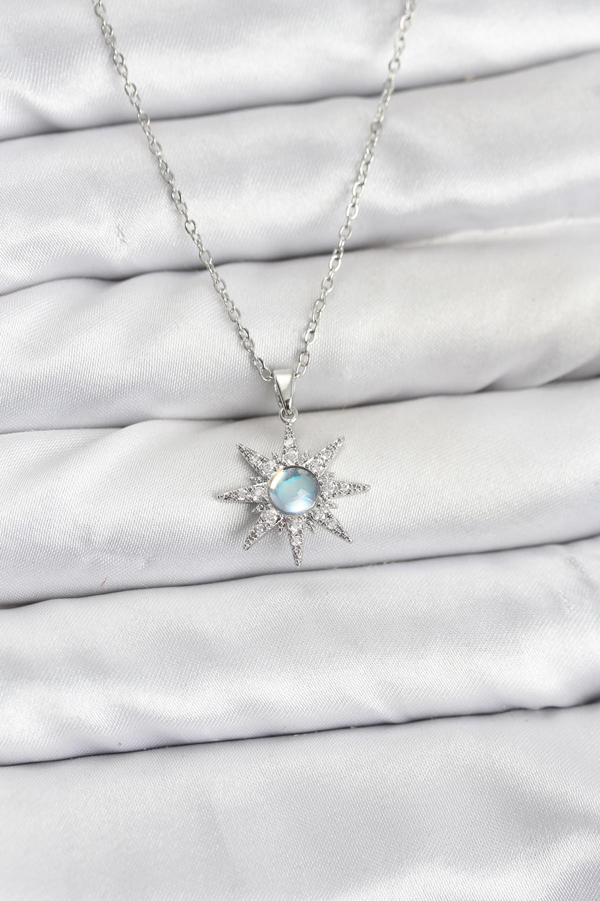 316L Çelik Zincir Gümüş Renk Kutup Yıldızı Model Zirkon Taşlı Kadın Kolye - Lisinya