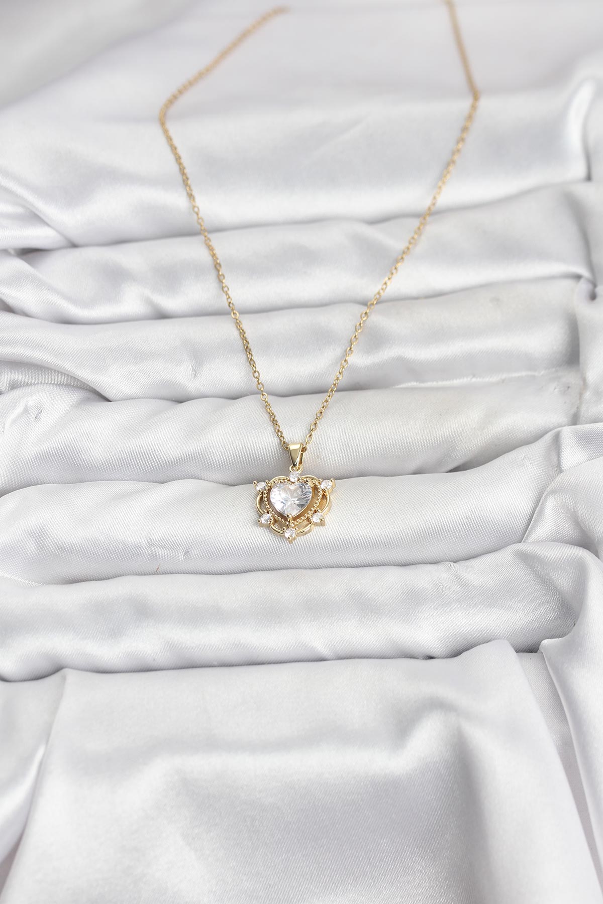 316L Çelik Zincir Gold Renk Kalp Model Zirkon Taşlı Kadın Kolye - Lisinya