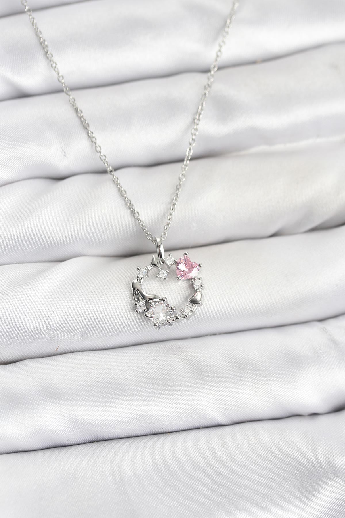 316L Çelik Zincir Gümüş Renk Pembe Taş Detaylı Çelenk Model Kadın Kolye - Lisinya