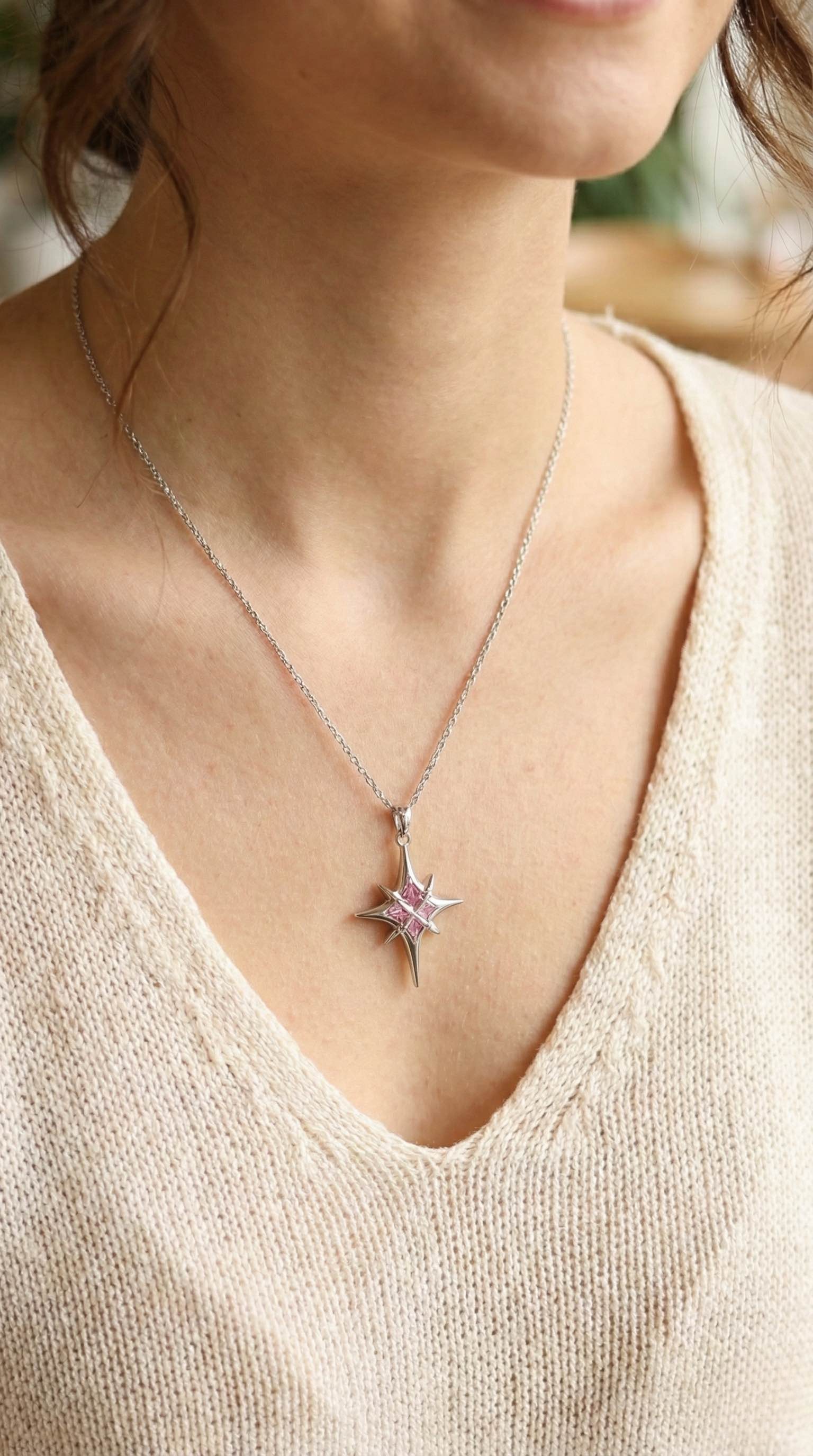 316L Çelik Gümüş Renk Zirkon Taşlı Kutup Yıldızı Model Kadın Kolye - Lisinya