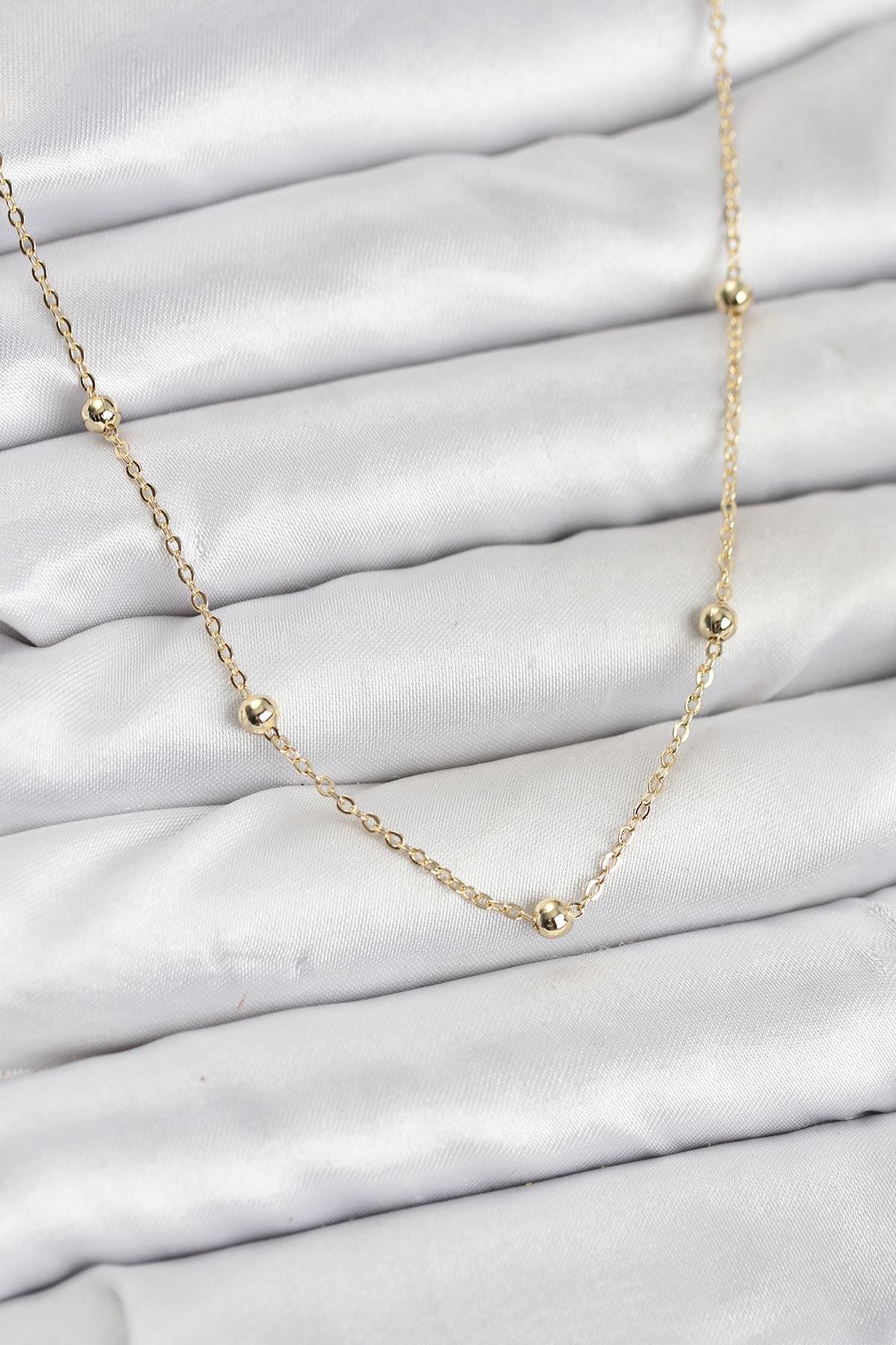 CM Gold Renk Top Zincirli Kadın Kolye - Lisinya