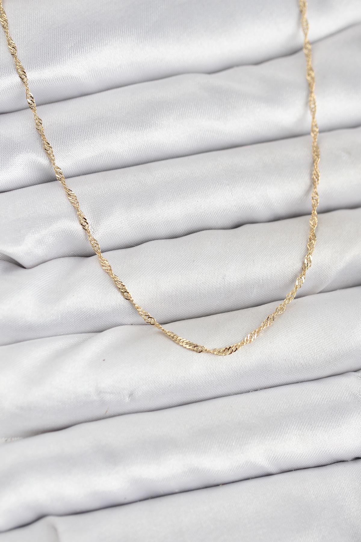 CM 14K Gold Renk Pirinç Ezme Burgu Model Kadın Kolye - Lisinya