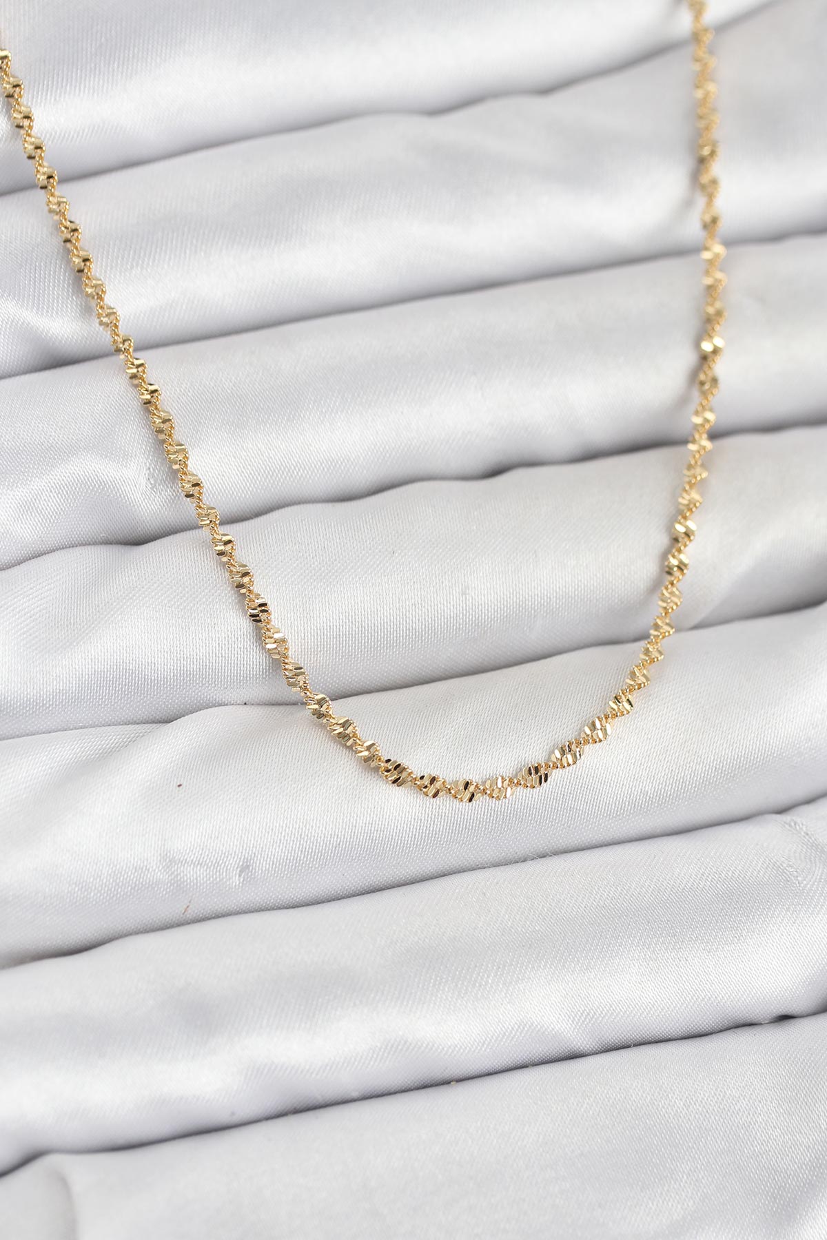 CM 14K Gold Renk Ezme Burgu Zincir Model 60 cm Kadın Kolye - Lisinya