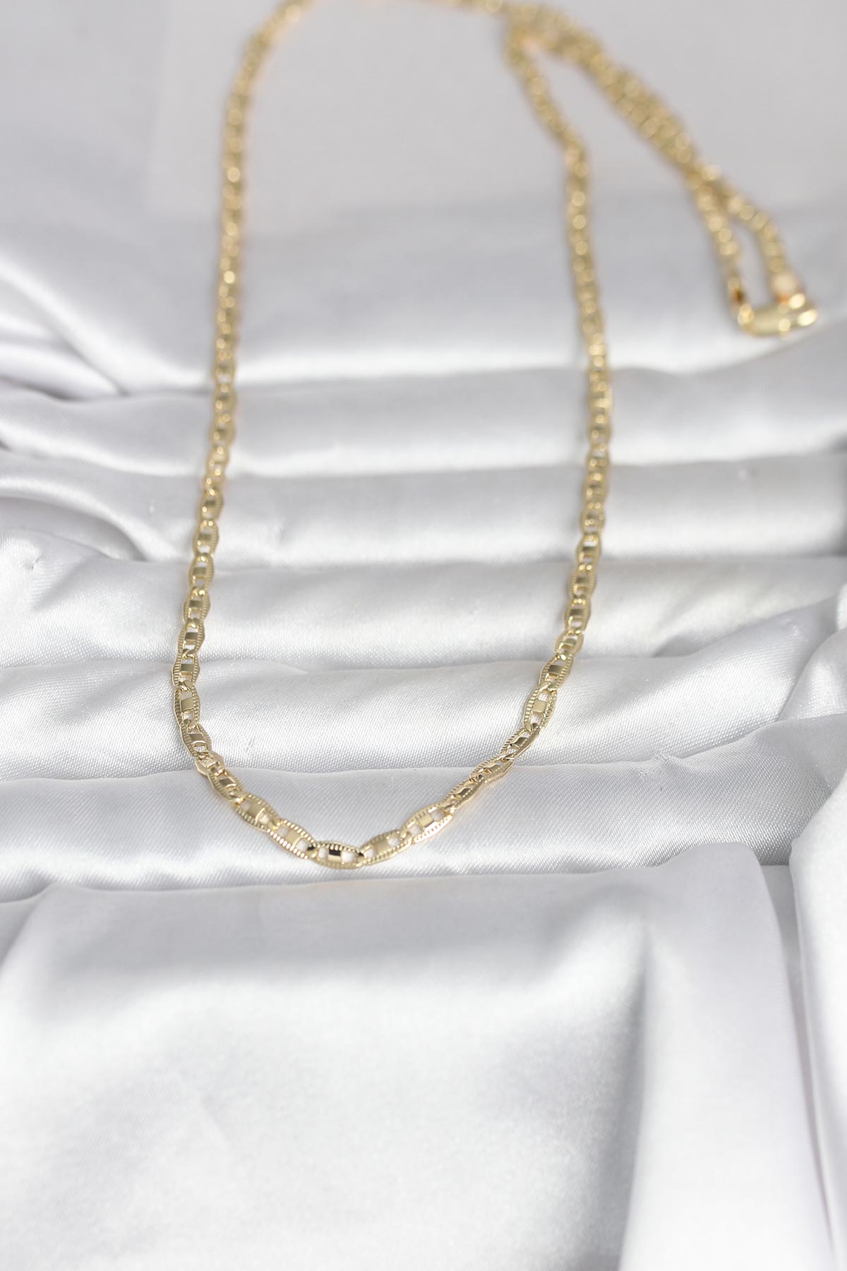 CM 14K Gold Renk Lazer Kesim Zincirli Model 60 cm Kadın Kolye - Lisinya