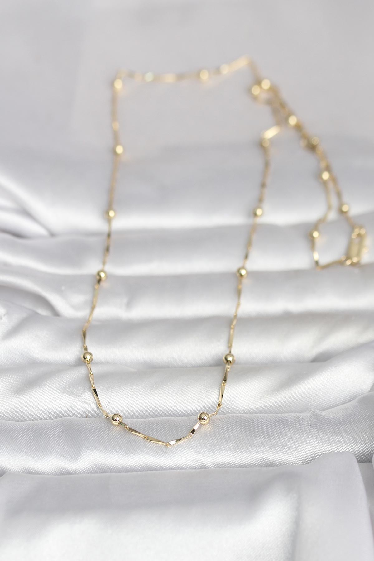 CM 14K Gold Renk Kesme Çubuk Zincir Topçuklu Model 60 cm Kadın Kolye - Lisinya