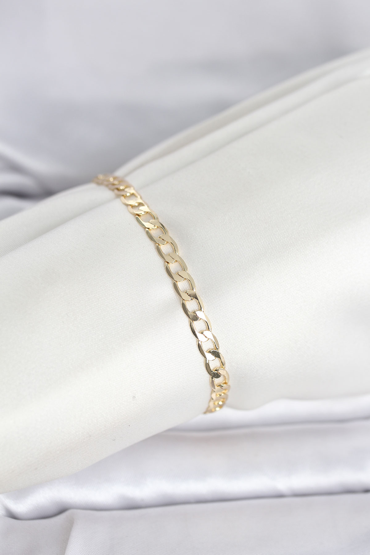 CM 14K Gold Renk Halka Zincir Model Kadın Bileklik - Lisinya CM 14K Gold Renk Halka Zincir Model Kadın Bileklik - Lisinya