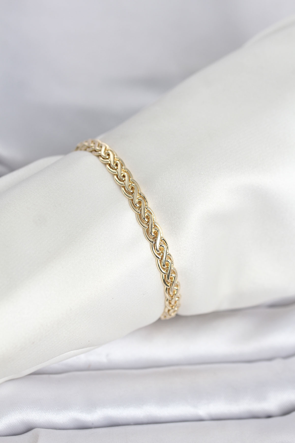 CM 14K Gold Renk Sarmal Zincir Model Kadın Bileklik - Lisinya CM 14K Gold Renk Sarmal Zincir Model Kadın Bileklik - Lisinya