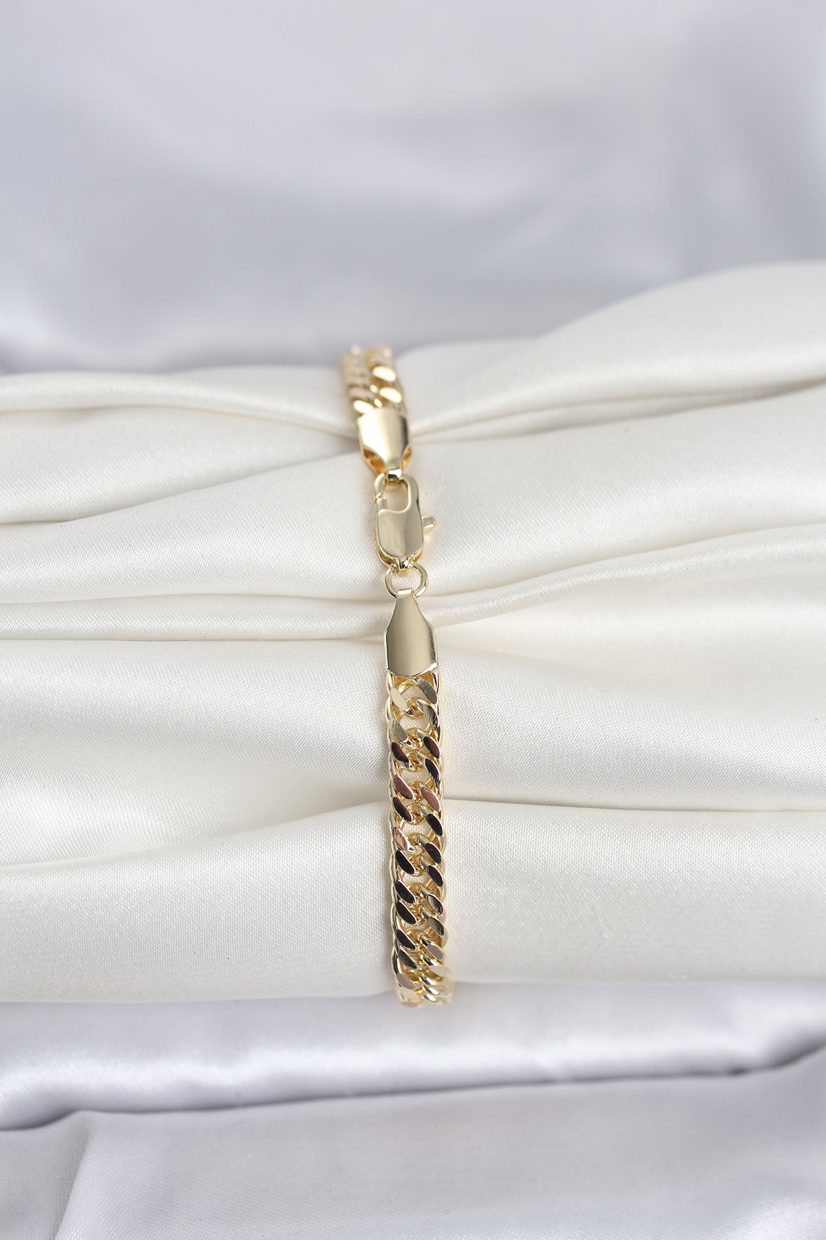 CM 14K Gold Renk Kalın Zincir Model Kadın Bileklik - Lisinya