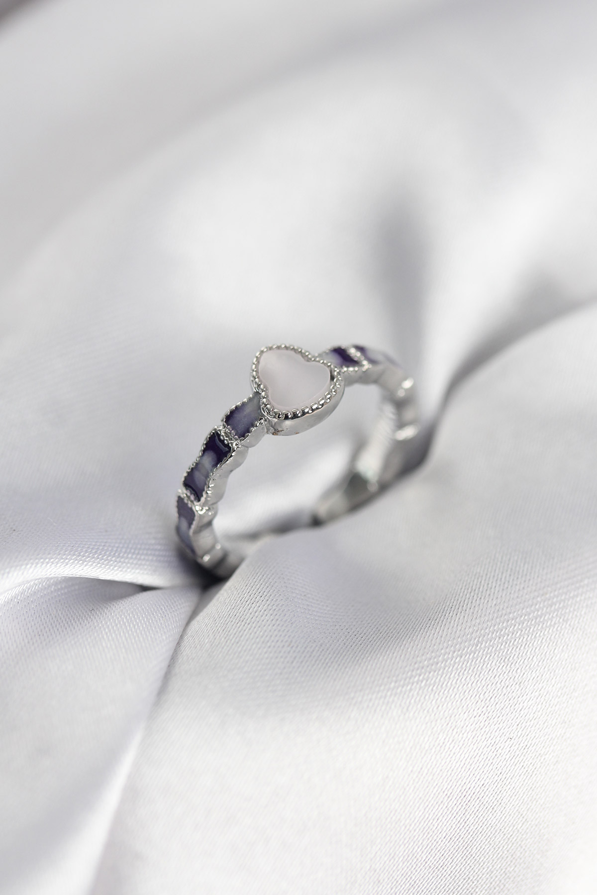 Gümüş Renk Mineli Su Kabağı Model Kadın Yüzük - Lisinya