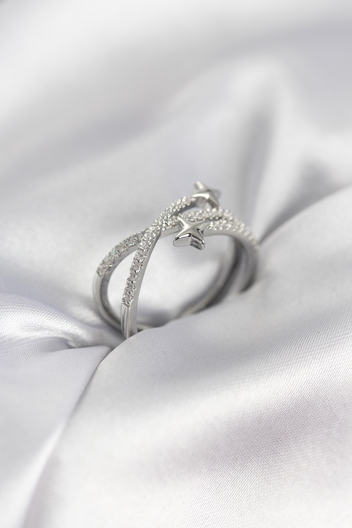 Gümüş Renk Zirkon Taşlı Halley Model Kadın Yüzük - Lisinya