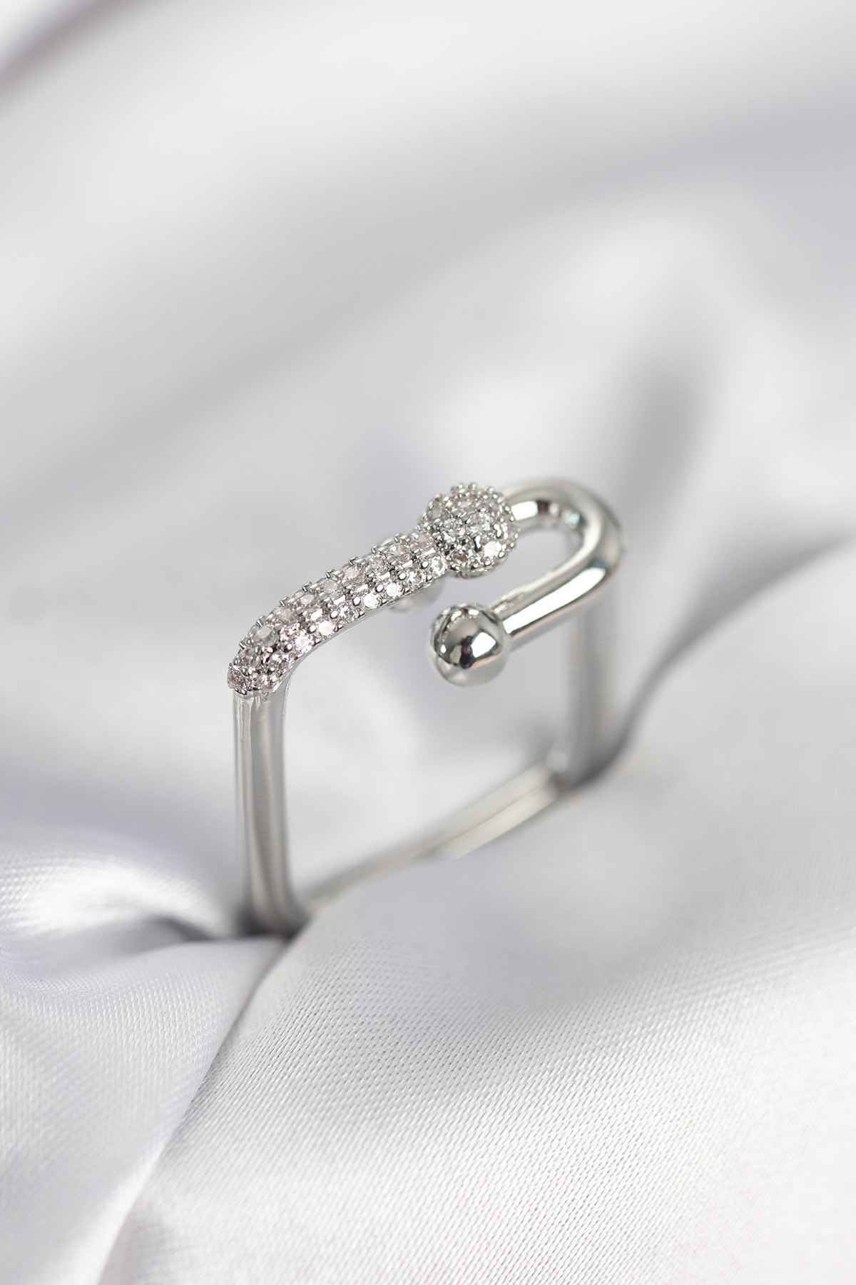 Gümüş Renk Zirkon Taşlı Tifani Model Kare Kadın Yüzük - Lisinya