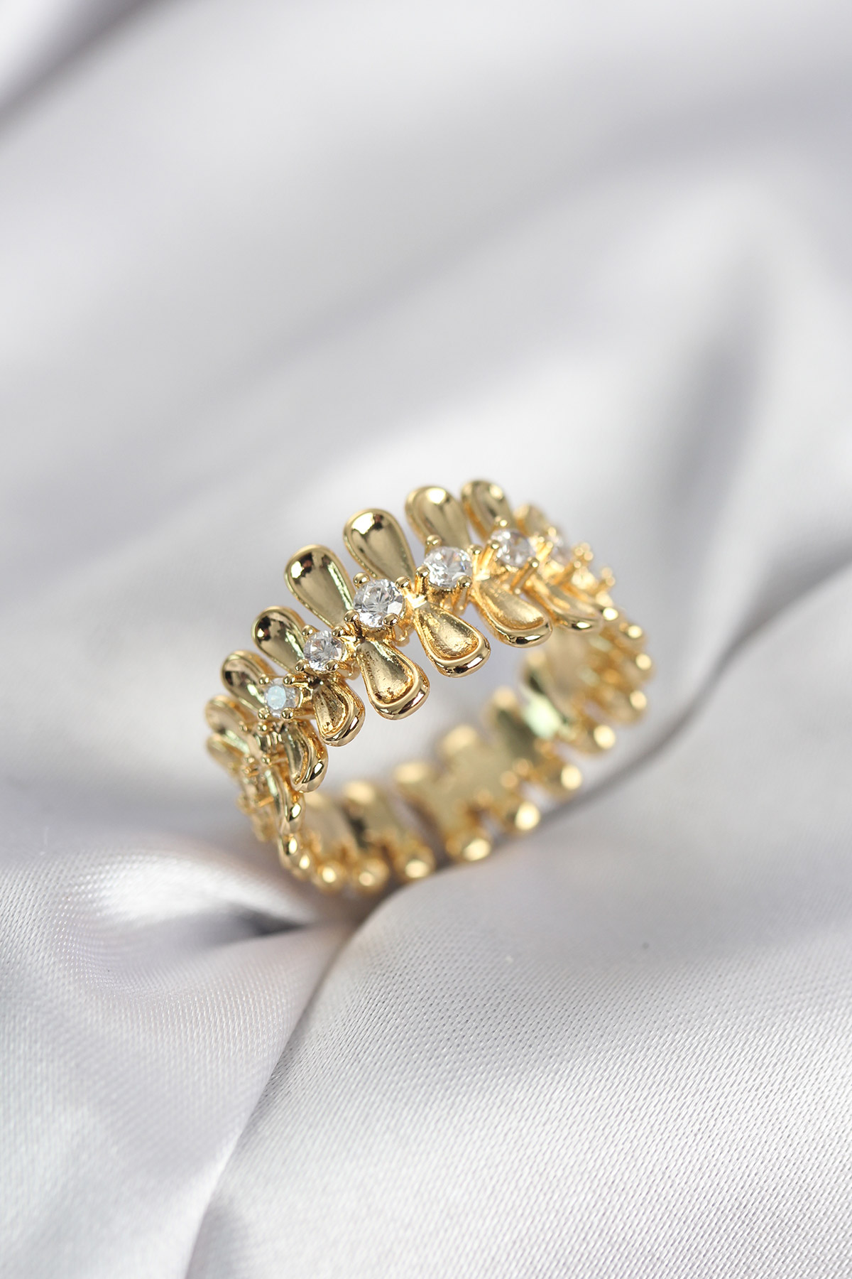 Gold Renk Zirkon Taşlı Sıralı Damla Model Kadın Yüzük - Lisinya