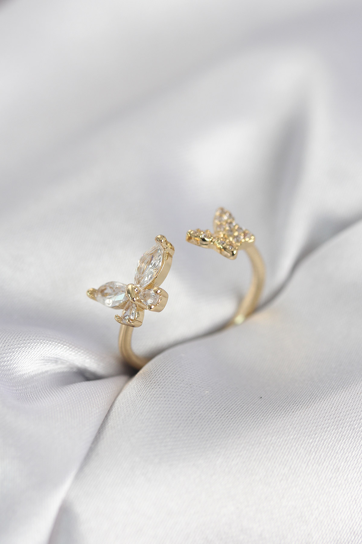 Kelebek Model Zirkon Taşlı Gold Renk Kadın Yüzük - Lisinya