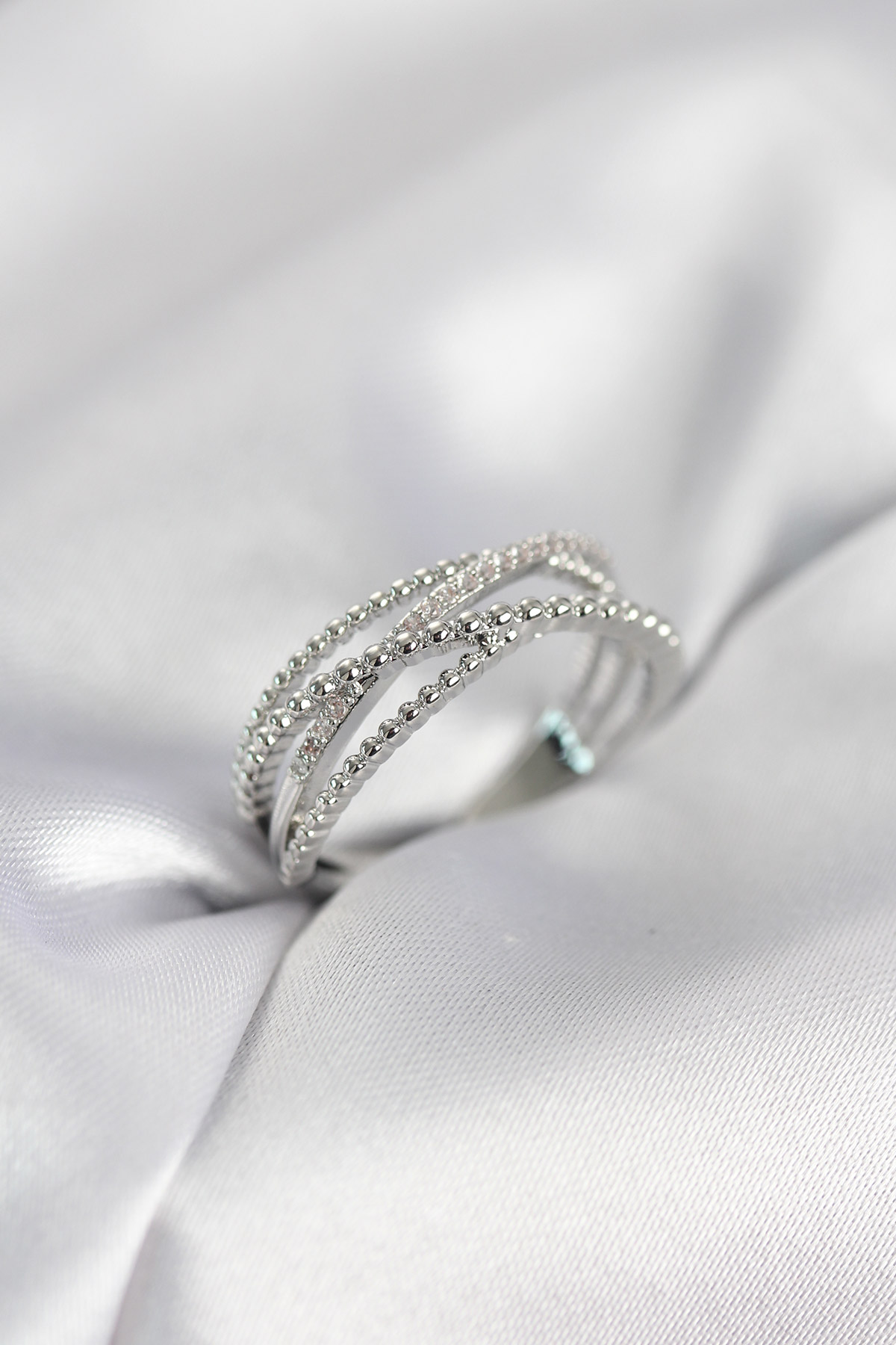 Gümüş Renk Sarmal Model Kadın Yüzük - Lisinya