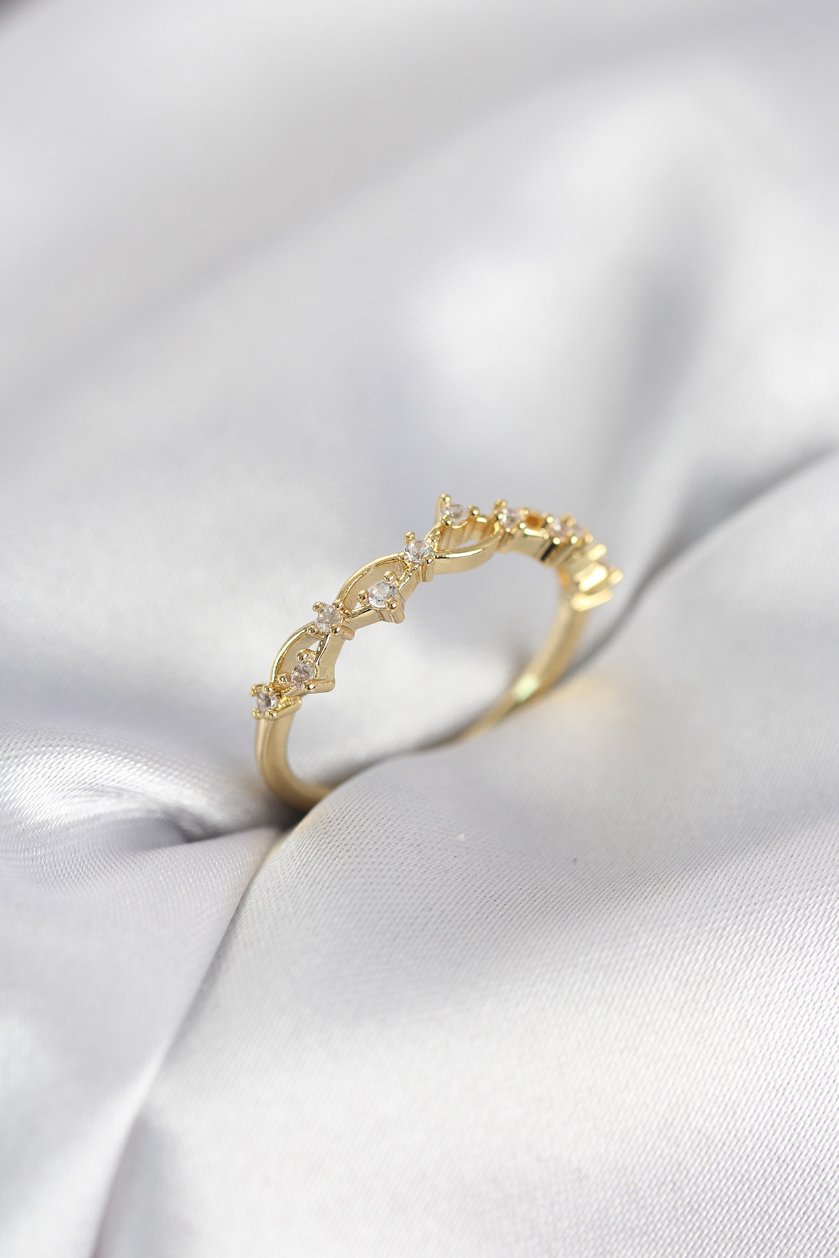 Zirkon Taşlı Pirinç Gold Renk Kadın Yüzük - Lisinya