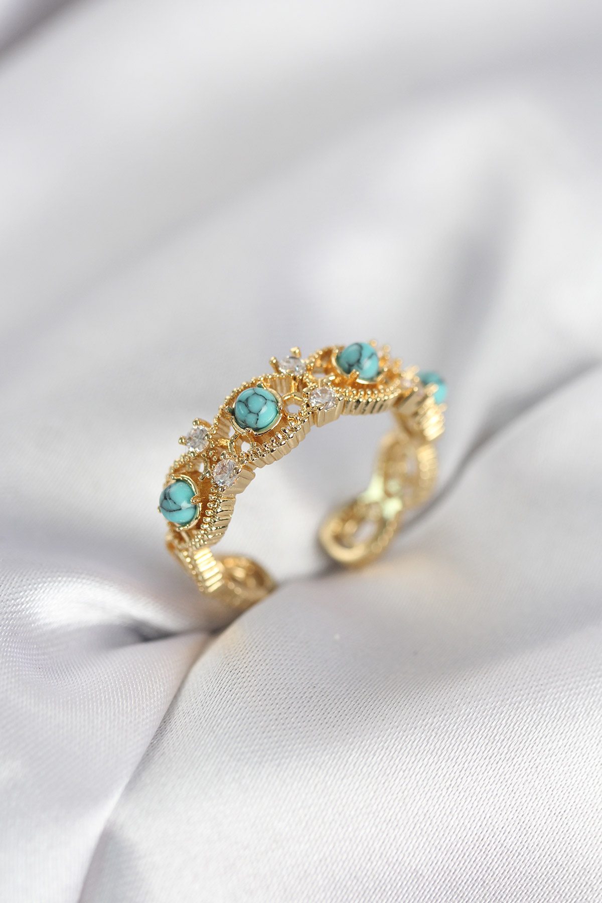 Mavi Taşlı Gold Renk Vintage Kadın Yüzük - Lisinya