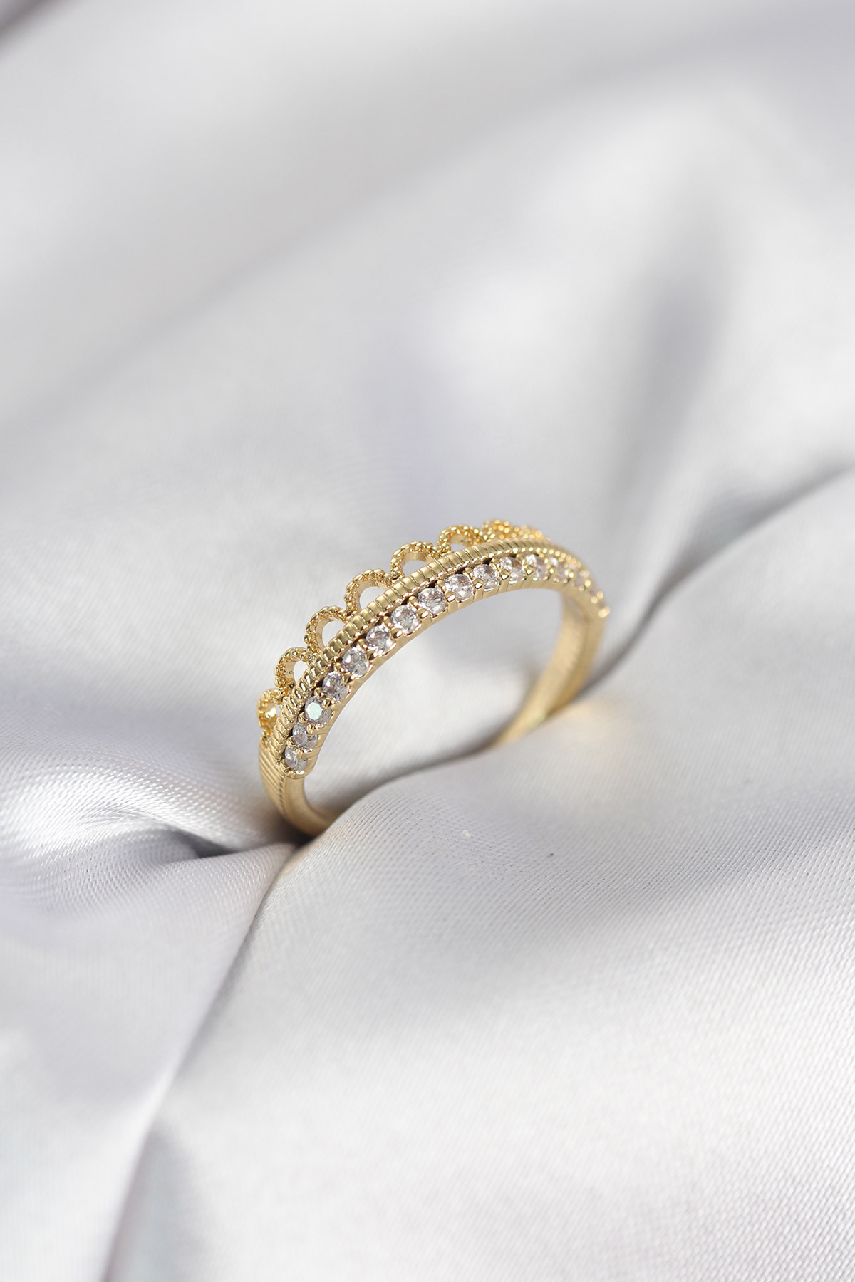 Motif Desenli Gold Renk Zirkon Taşlı Kadın Yüzük - Lisinya