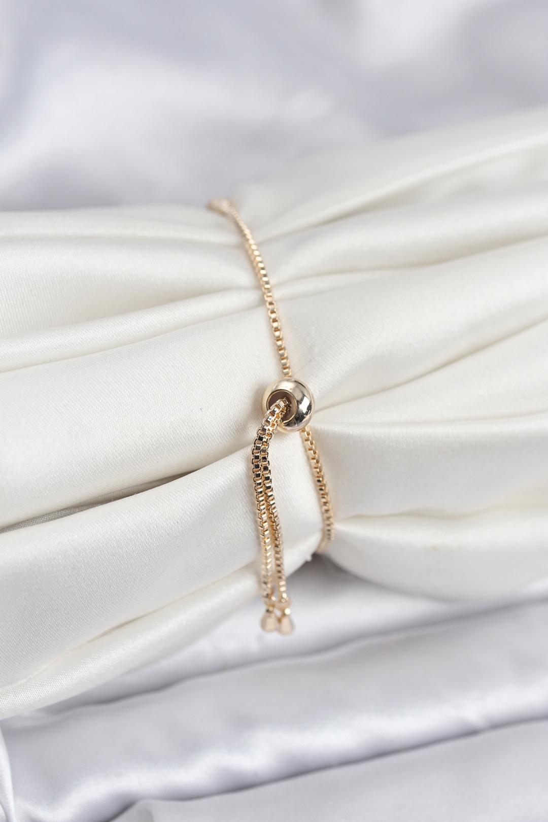 Gold Renk Zirkon Taşlı Yıldız Model Asansörlü Kadın Bileklik - Lisinya