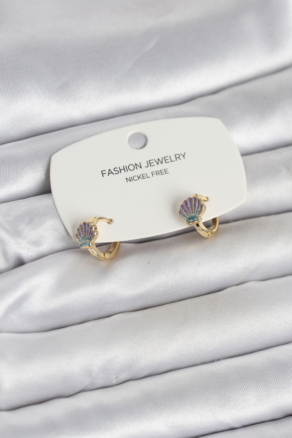 Deniz Kabuğu Model Gold Pirinç Çocuk Küpe - Lisinya Deniz Kabuğu Model Gold Pirinç Çocuk Küpe - Lisinya