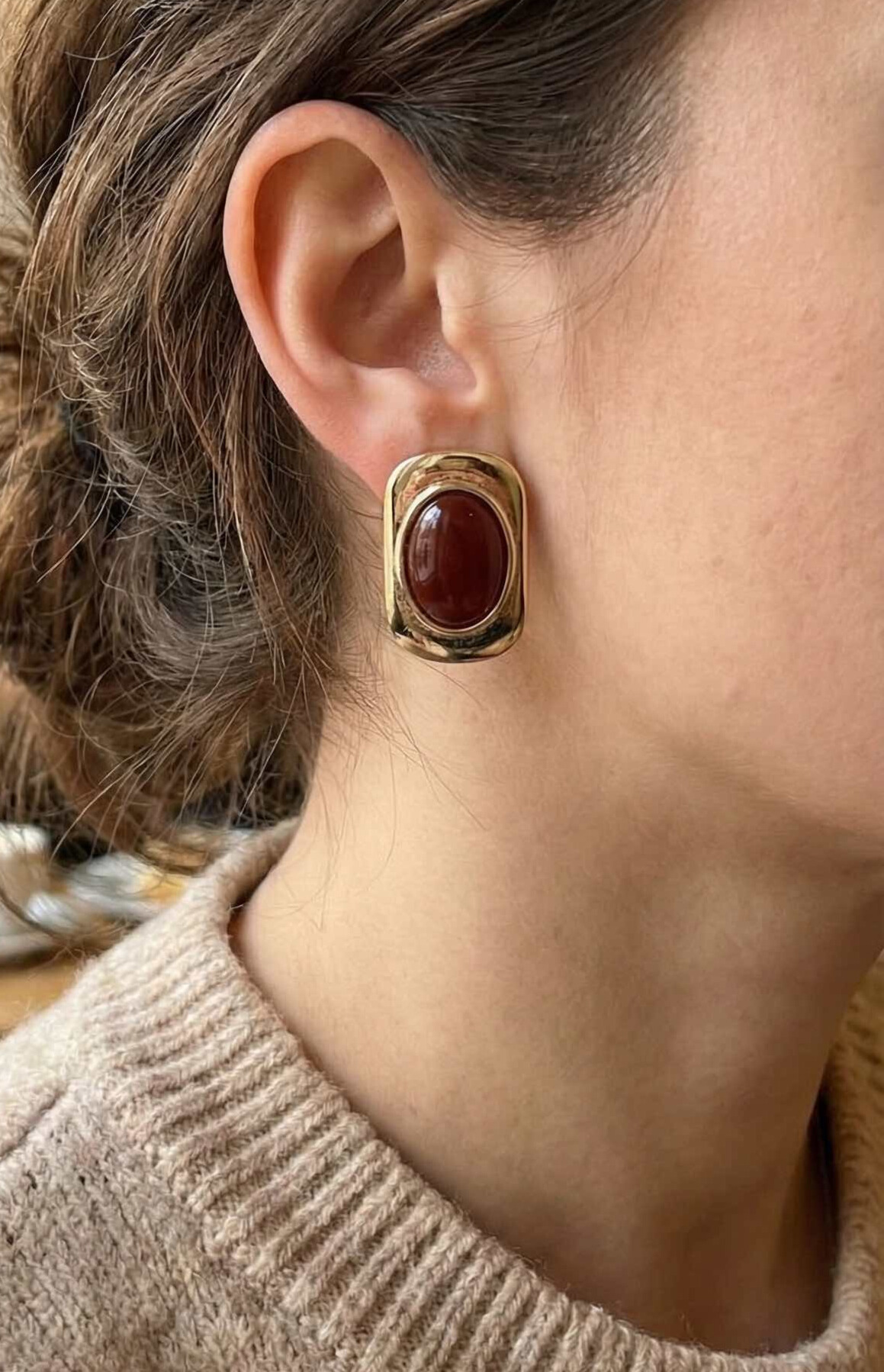 Kahverengi Renk Kare Model Vintage Kadın Küpe - Lisinya