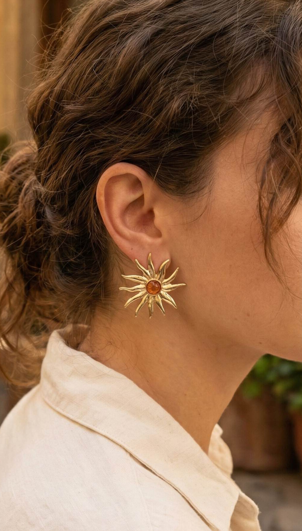 Güneş Model Gold Renk Pirinç Kadın Küpe - Lisinya Güneş Model Gold Renk Pirinç Kadın Küpe - Lisinya