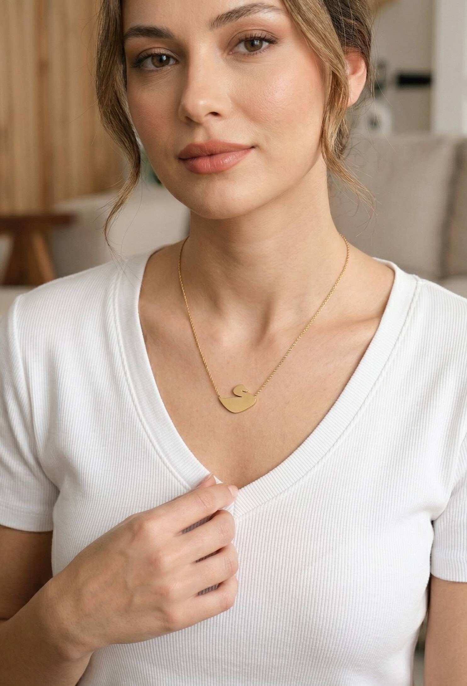 316L Çelik Gold Renk Zincir Kuğu Model Kadın Kolye - Lisinya